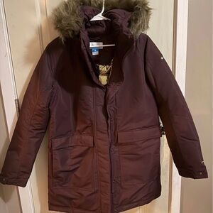 Columbia Women's Maroon Parka with removable Fur Hood